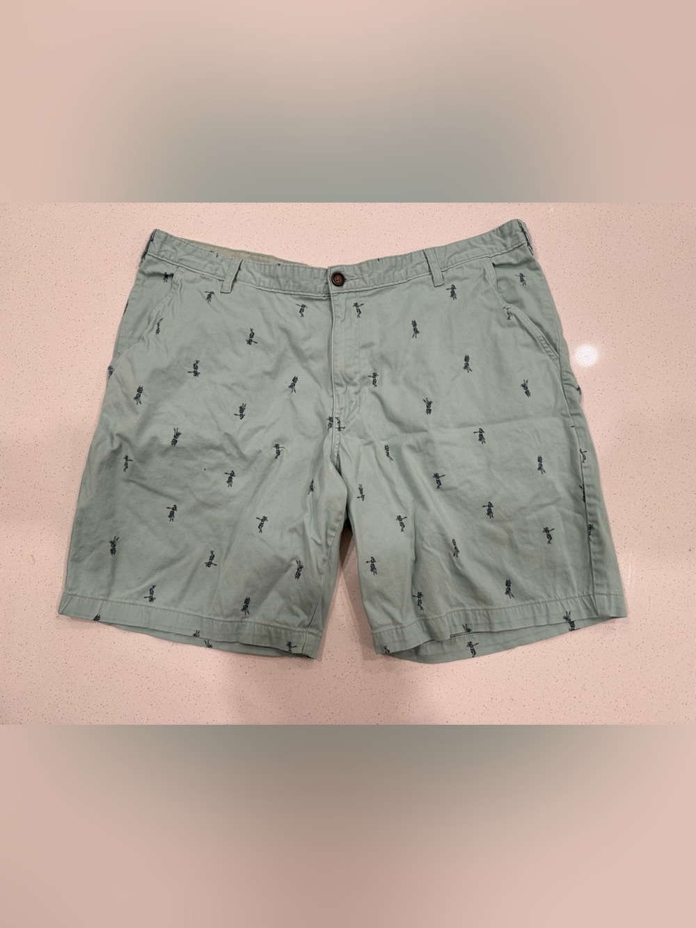 George Men's 42 Green With Hula Dancers Chino 9.5 in inseam Shorts Golf Hawaiian